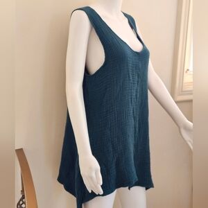 Bodil Seeersucker Green Assymetrical Tunic Tank Top Women's Size Medium